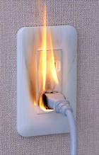 コンセントから出火①
